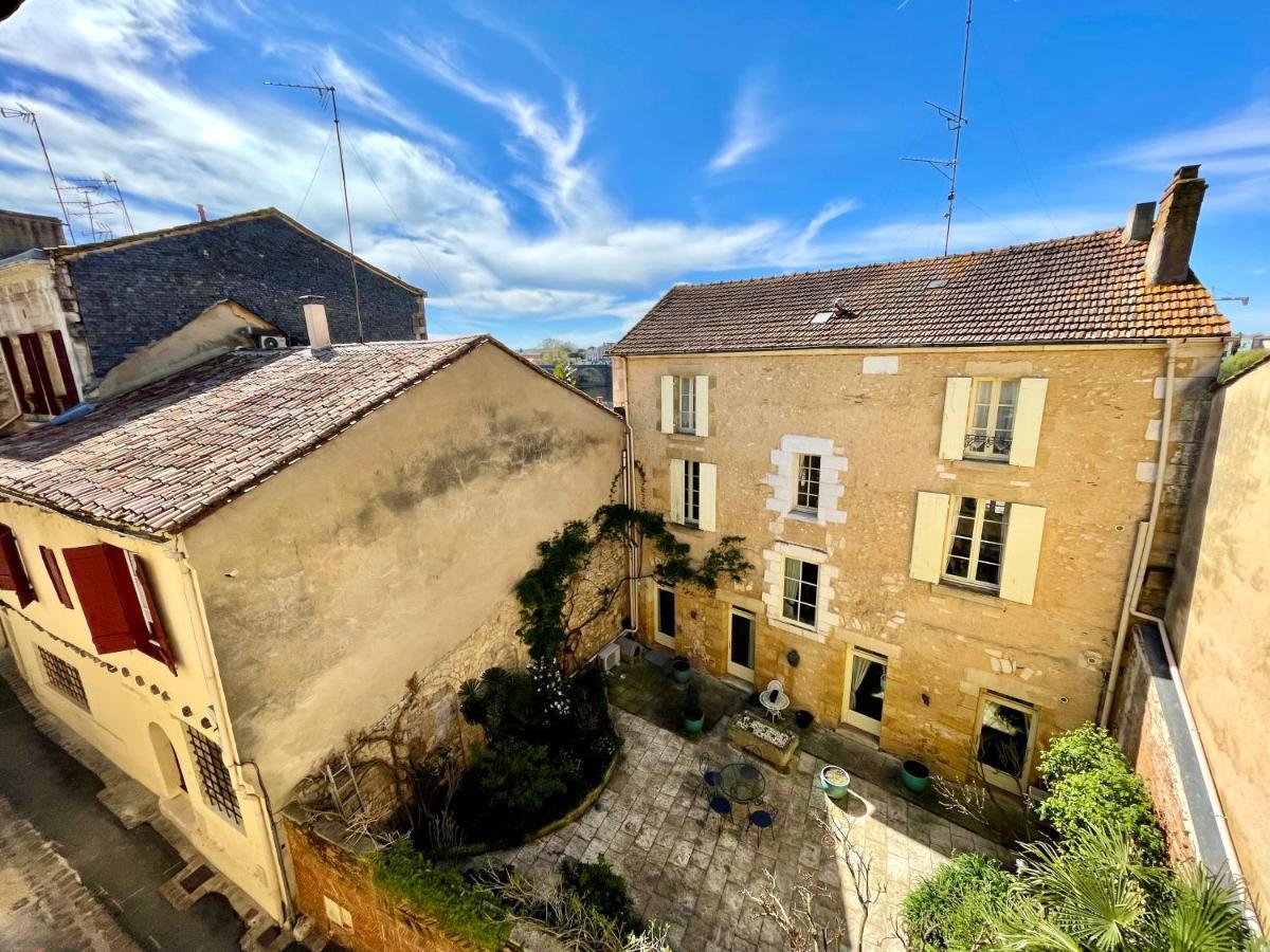 Le Logis Plantagenet Bed and Breakfast Bergerac Exteriör bild